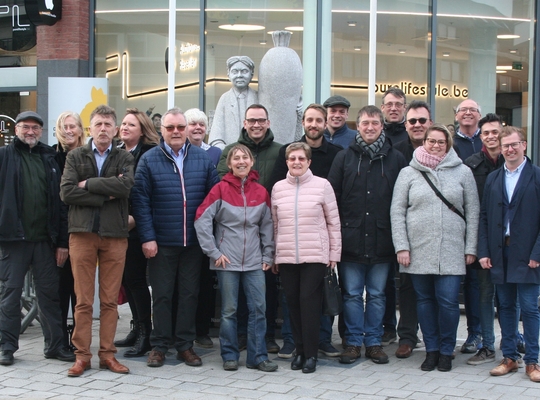 Een deel van het bestuur van N-VA Ninove Een deel van het bestuur van N-VA Ninove