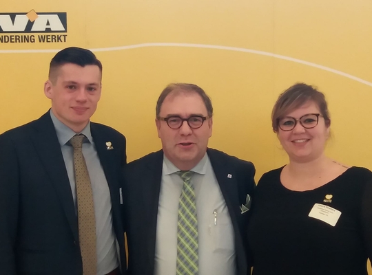 Aalsterse burgemeester Christoph D'Haese steunt de Ninoofse kandidaten.